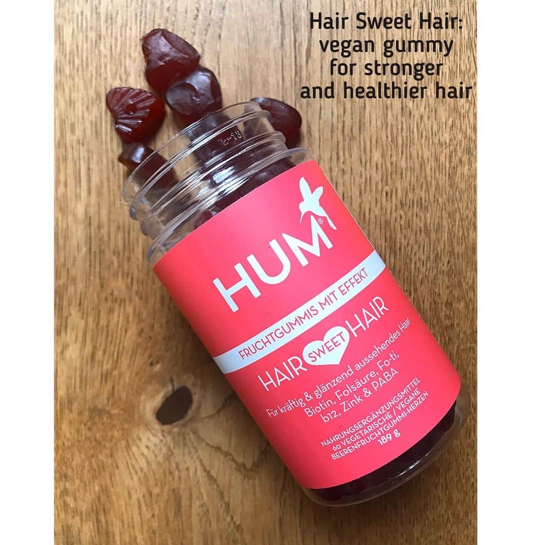 NINA PARKさんのインスタグラム写真 - (NINA PARKInstagram)「HUM @humnutrition •  Boost your body & skin w these vitamins & minerals for more health & beauty from inside-out! Find your own specific supplements @douglas_cosmetics ___________________________________________ #HUMNutrition #StartWithin #supplements #nutritions #cosmetics #beauty #skin #hair #body #health #lifestyle #spa #보충제 #영양 #피부 #머리 #뷰티 #サプリメント #栄養学 #皮膚 #髪 #髪 #体」11月9日 18時18分 - ninaparkbeaute