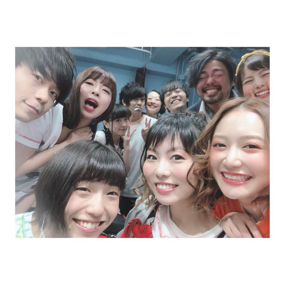 葉月ゆめさんのインスタグラム写真 - (葉月ゆめInstagram)「《菅生ゼミ休講のお知らせ》オフショット かなり厳選しました 🍊🌈 ・ ・ あー。ほんと毎日楽しかったな ♡ どの写真のわたしも幸せそう。 #菅生ゼミ休講のお知らせ #舞台 #新宿スターフィールド #小劇場 #仲間」11月9日 18時14分 - yume_hazuki