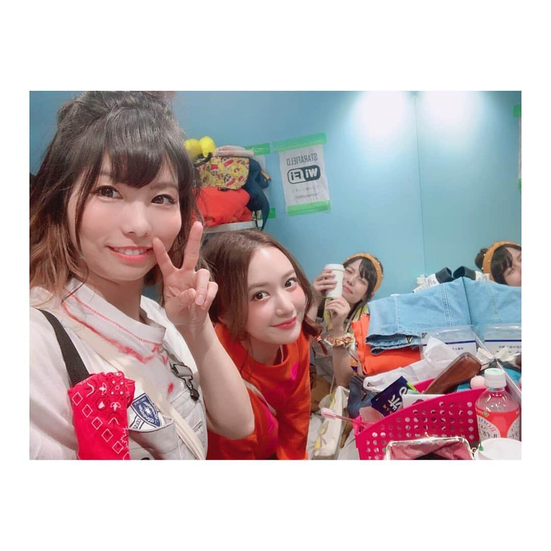 葉月ゆめさんのインスタグラム写真 - (葉月ゆめInstagram)「《菅生ゼミ休講のお知らせ》オフショット かなり厳選しました 🍊🌈 ・ ・ あー。ほんと毎日楽しかったな ♡ どの写真のわたしも幸せそう。 #菅生ゼミ休講のお知らせ #舞台 #新宿スターフィールド #小劇場 #仲間」11月9日 18時14分 - yume_hazuki