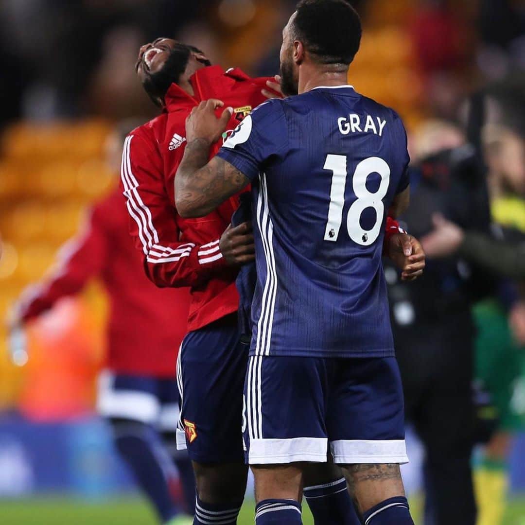 ナサニエル・チャロバーのインスタグラム：「Andre.. bro that chip was close trust me Me.. 👀🤔😂 Buzzing for you bro and great to get our first win. Let’s build on this now 💪🏽💛🖤」