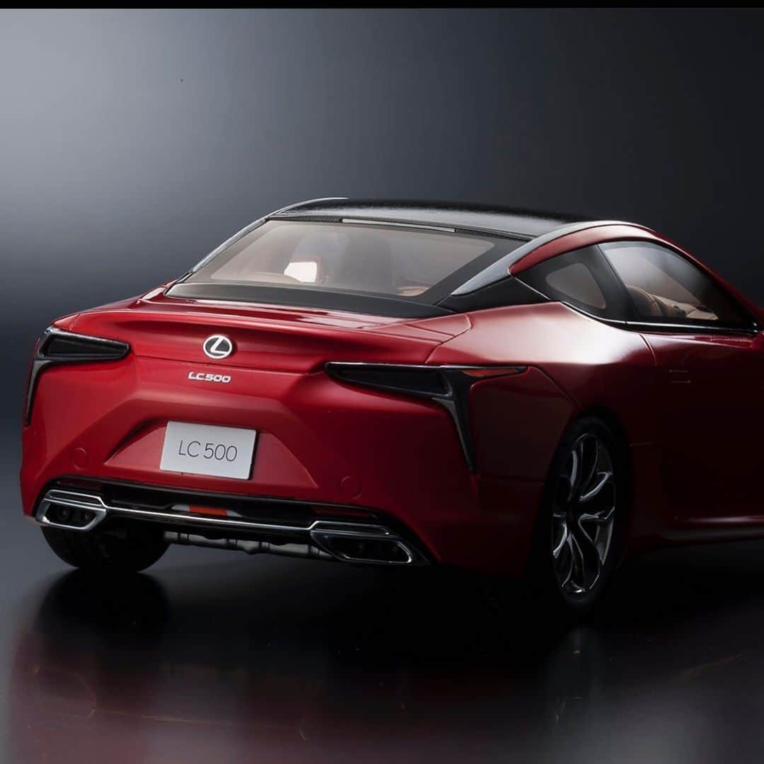 kyosho_official_minicar toysさんのインスタグラム写真 - (kyosho_official_minicar toysInstagram)「. 1:18 Resin Model LEXUS LC for samurai series #kyosho #lexus #lexuslc #interior #japanesecar #carlife #minicar #coupe #luxurycar #luxury #collection #carcollection #stance #semashow #jdm #hypercar #amazingcar #レクサス #インテリア雑貨 #gazooracing #gazooracing #toyotagazooracing #クルマ好き #レクサスlc  www.kyosho.com」11月9日 18時30分 - kyosho_official_minicar_toys