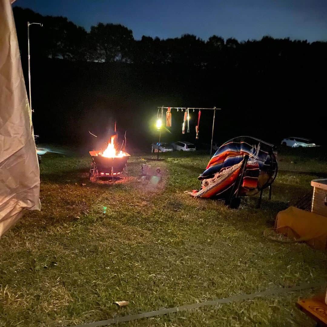 ミノルクリスさんのインスタグラム写真 - (ミノルクリスInstagram)「The night time has come... camp fire 🔥  #camping  #snowpeak」11月9日 18時32分 - djminoruchris