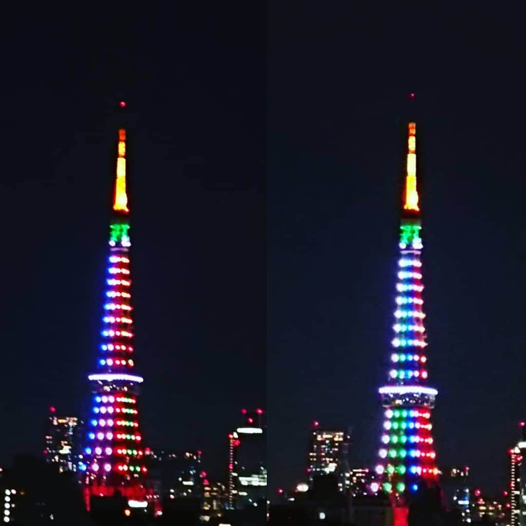 田畑祐一のインスタグラム：「今夜の東京タワーは明日の天皇陛下即位パレードを寿ぐ「奉祝」バージョン🎉✨😆✨🎊 古来から日本では陰陽五行説に基づく「五色」で物事の成り立ちを表し、厄除け等にも用いるそうです。今日のタワーは見る角度によって色が違うんですよ。」