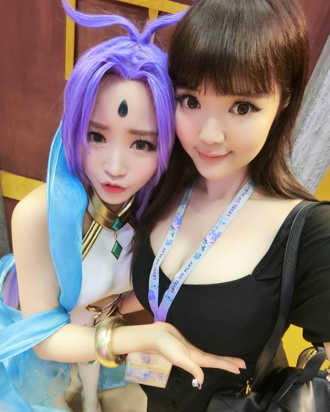 YingTzeさんのインスタグラム写真 - (YingTzeInstagram)「🌟 Level Up Play Event 🌟 Meet my Korea Wife @tomiaa ! ❤️ She is cosplay guest for Re:Legend Booth so make sure to visit her alright ! @levelupplay  _ #blessed #levelupplay #esportsmalaysia #relegend #relegendcosplay #cosplaygirl」11月9日 18時40分 - yingtze
