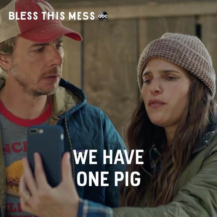 レイク・ベルのインスタグラム：「MOM IS COMING TO THE FARM! #susieessman comes to Bucksnort on Tuesday! @blessthismesstv @abcnetwork」