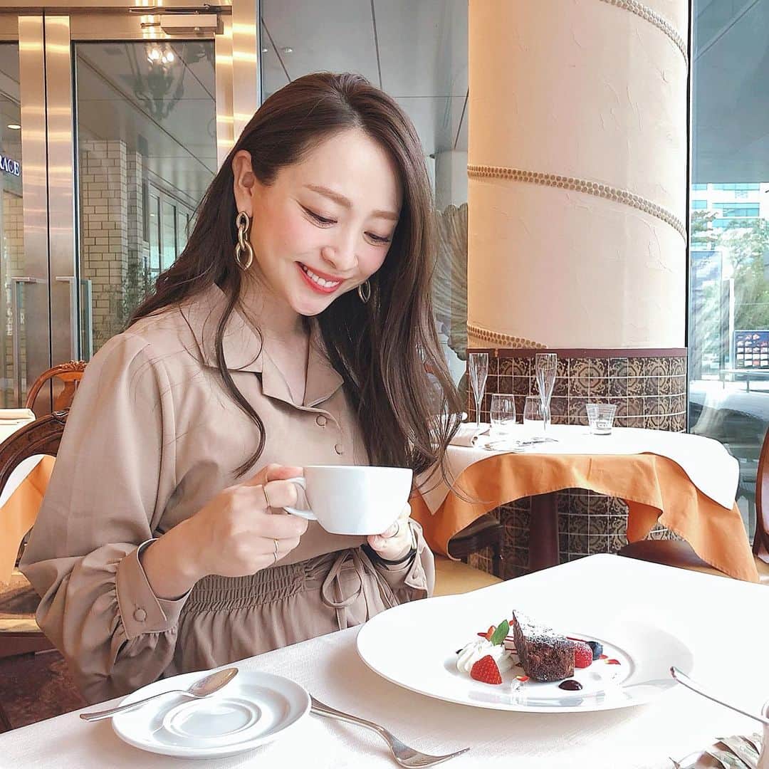 磯部奈央のグルメインスタ