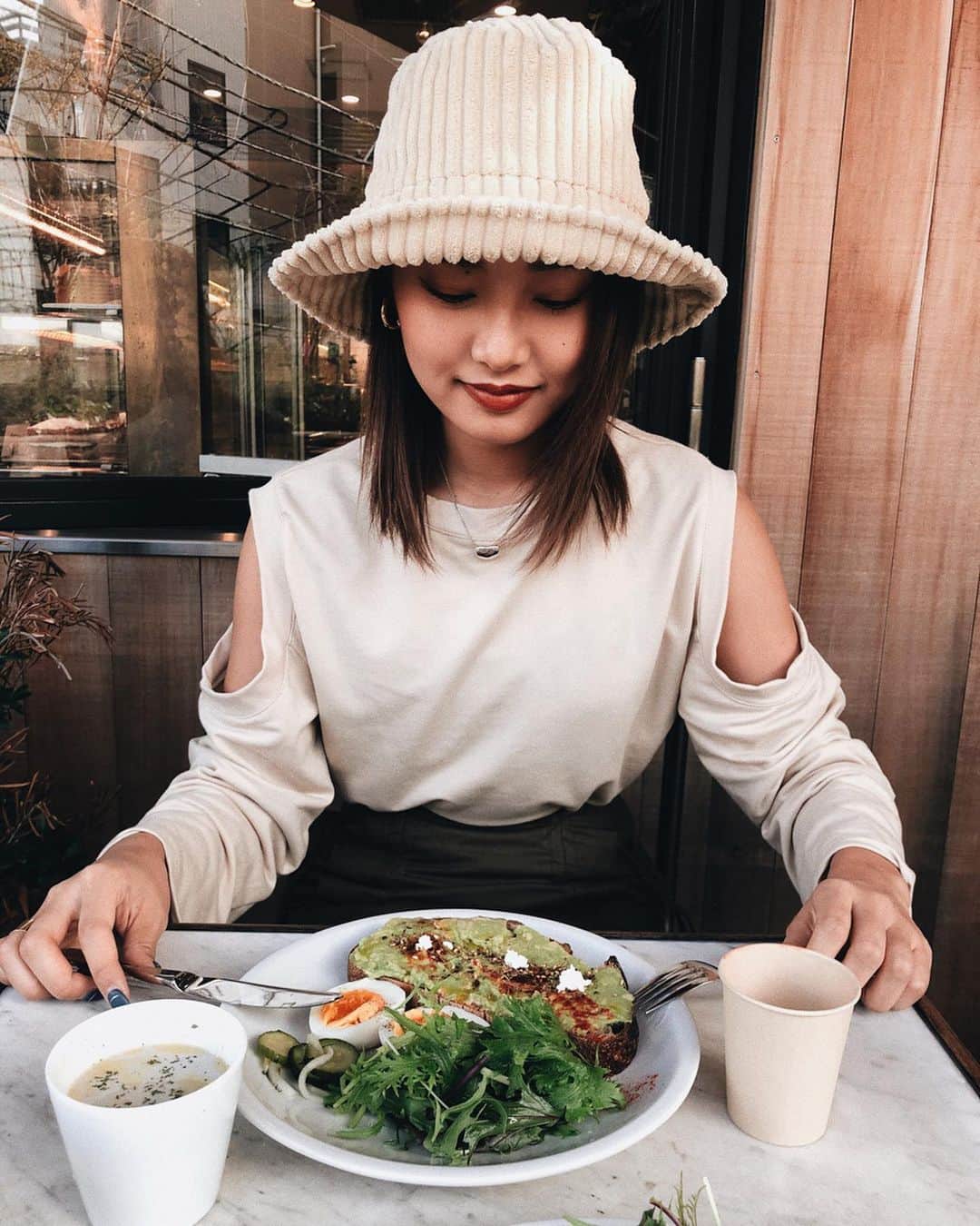 阿部紫夕那のグルメインスタ