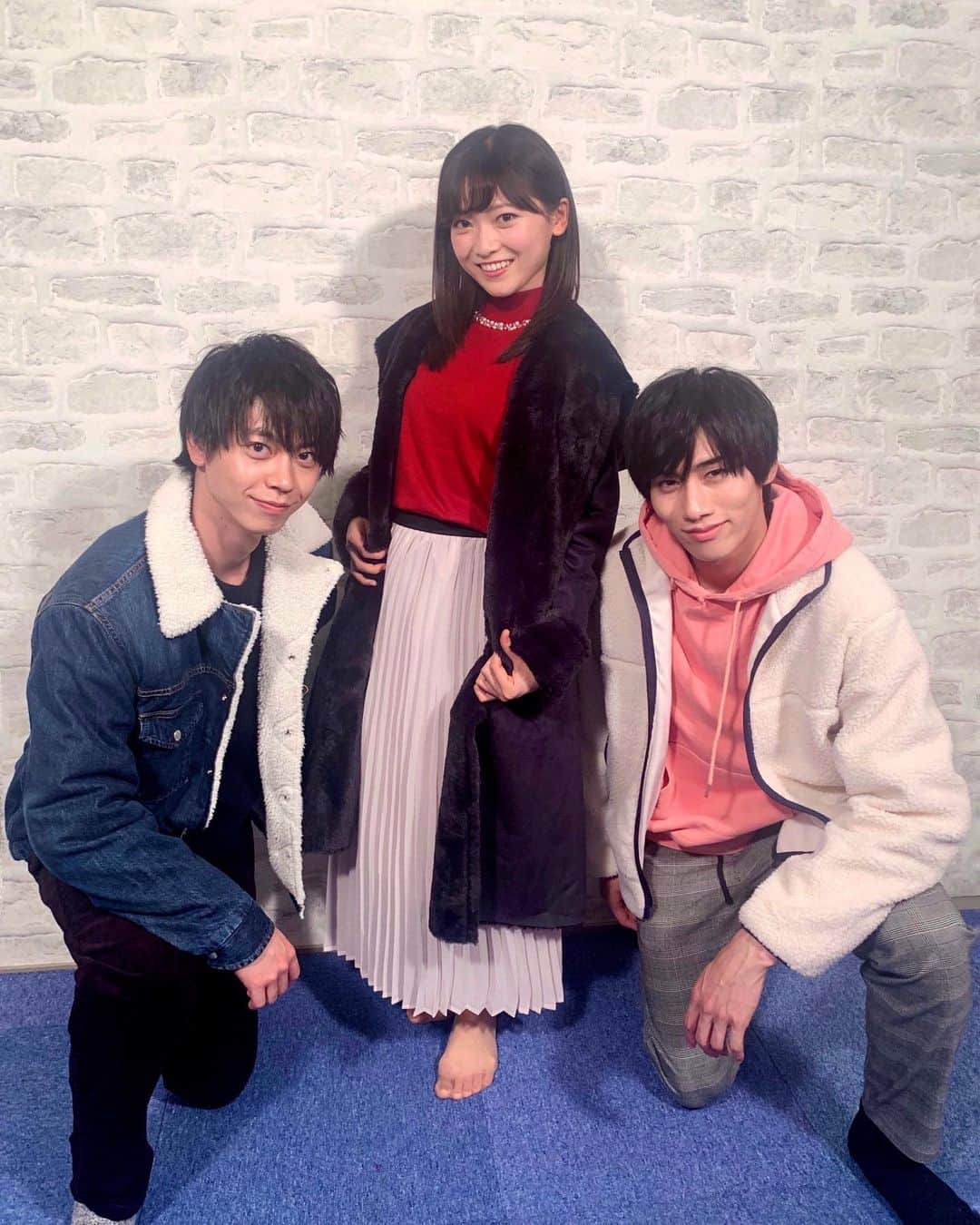 のインスタグラム：「ウィズビー？！ 今日の#デルサタ11 ではデルサタプレスのコーナーに😊 それから「この番組は、〜の提供でお送りしました」を初めて読みました🙌 ・ ❶ ファッションレンタルアプリ#メチャカリ を使って、#祭nine.の#寺坂頼我 さん#神田陸人 さんを私が、お二人が私を、お互いにコーディネート👖👚 黒いフワフワなコートを選んで、セレブっぽい！withBみたいな写真撮ろう！と提案してくれました☻✨ ・ 私のコーディネートは合計2万1970円、月額5800円がいかにお得か分かりますね😳 #39キャンペーン にも注目です. ・ ❷ A.M.I名古屋パルコ店では、スイス生まれ#ブライトリング の高級時計が11/15-17お得に手に入ります⌚️ 限定200本の時計、素敵だったなぁ☺️ ・ #ブライトリングデイ #メーテレ #アナウンサー #名古屋テレビ #名古屋 #nagoya #南雲穂波」