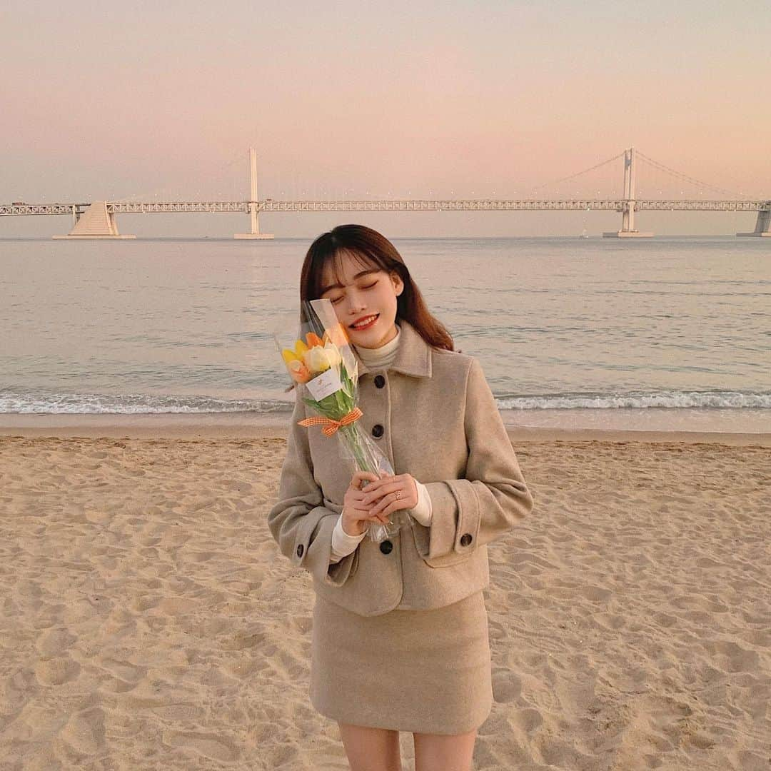 ウィ・ソンヒさんのインスタグラム写真 - (ウィ・ソンヒInstagram)「광안리 조아🧡」11月9日 16時46分 - _seong_hee