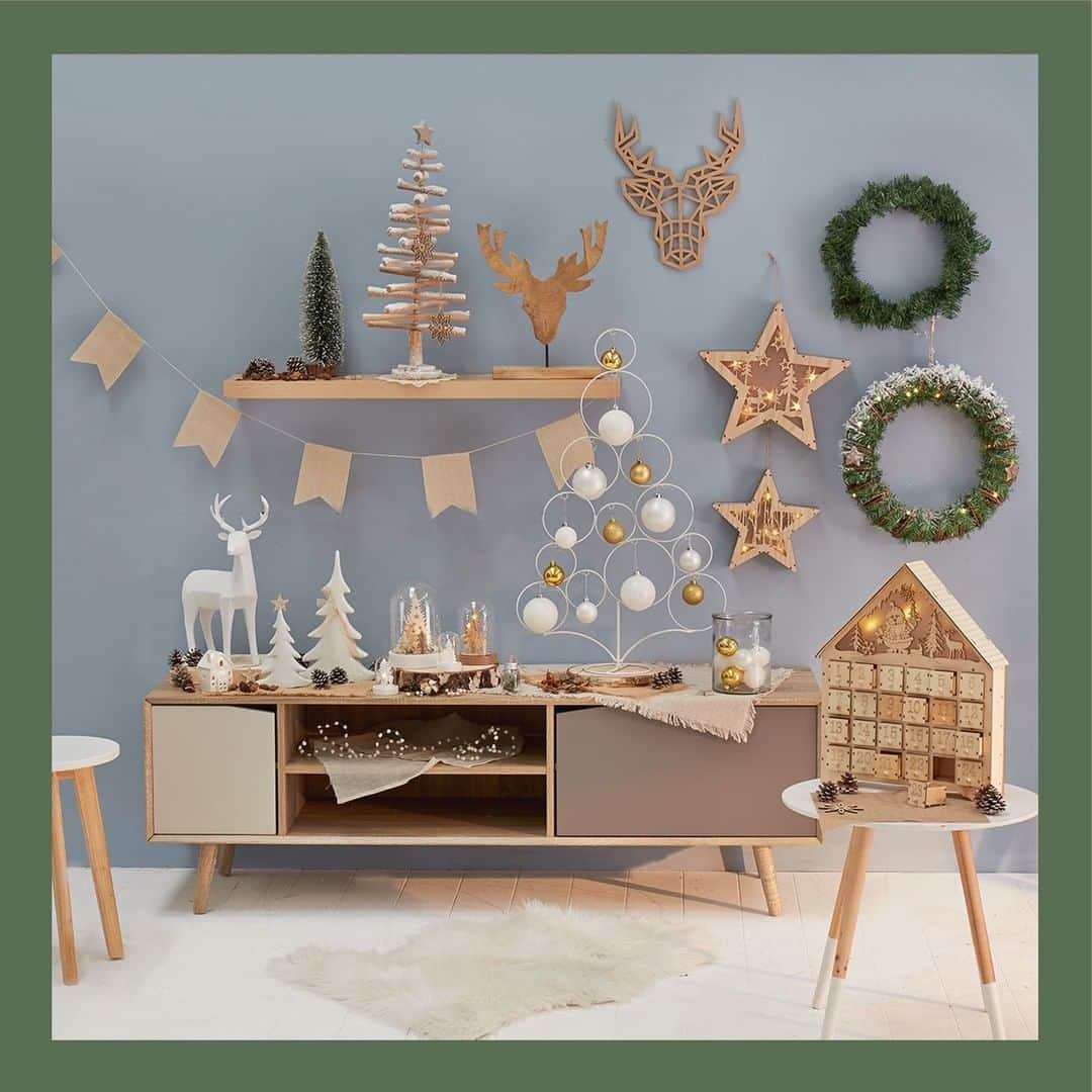 auchan_franceさんのインスタグラム写真 - (auchan_franceInstagram)「Noël s'invite chez vous ! 🎅  Le houx, les sapins, les rennes, décorez vos murs dans l'esprit de Noël ! 🌲🦌 Retrouvez tous les produits de décoration de Noël sur auchan.fr et dans votre magasin !  #Christmas #deco #Noel #Homedeco #Home #Sweet #EtLaVieChange」11月9日 16時49分 - auchan_france