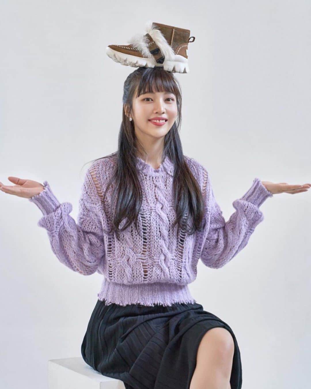 ジョイ（ファンアカウント）のインスタグラム：「191018 JOY - UGG Campaign - Naver Blog update #REDVELVET#JOY#레드벨벳#조이 © owner」