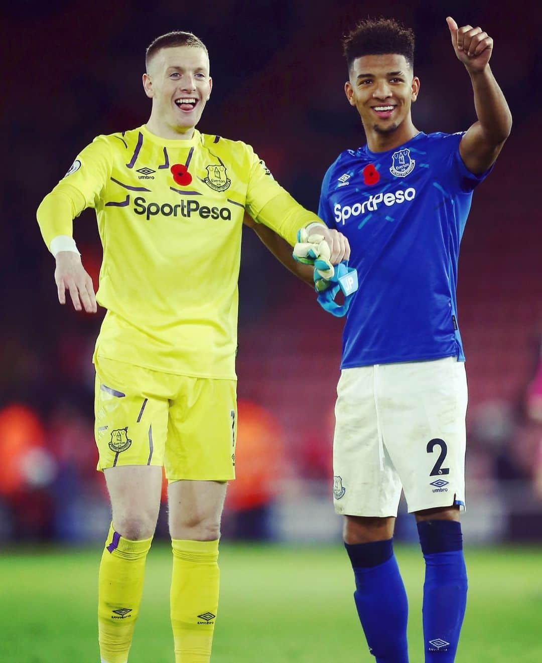 メイソン・ホールゲイトのインスタグラム：「3 points away from home!💙💙 thanks for all that made the travel👊🏽 #coyb」