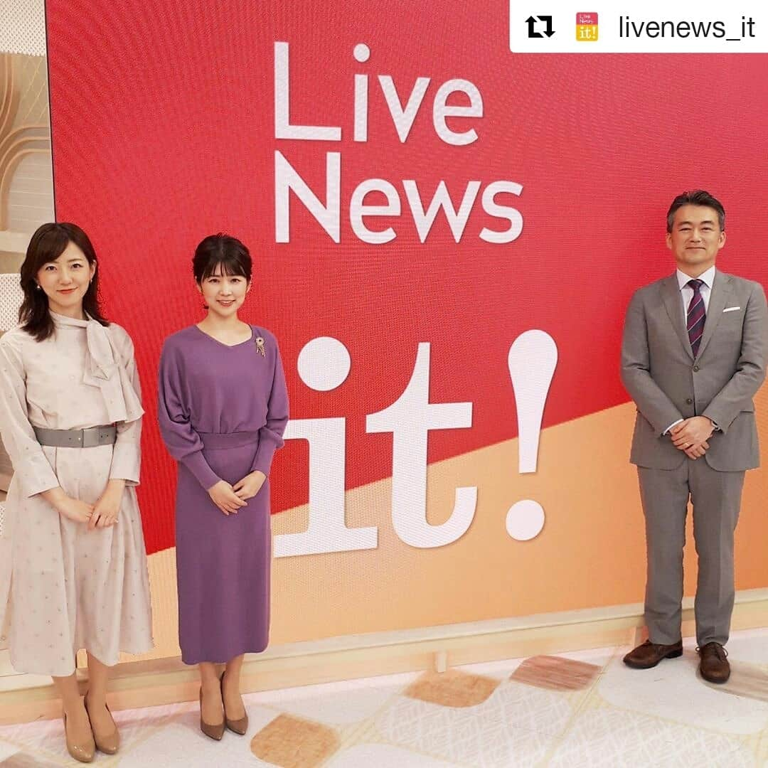 岡山放送さんのインスタグラム写真 - (岡山放送Instagram)「#Repost @livenews_it (@get_repost) ・・・ きょうは 天皇陛下の即位を祝う『国民祭典』を 中心にお伝えしました。﻿ あすは午後3時より 『即位祝賀パレード』が行われます。﻿ フジテレビでも 午後2時35分～特別番組を放送し、 パレードの模様を完全生中継❗️。﻿ そのあと午後5時30分～は 『Live News it!』ですよ☺️。﻿ あわせて番組を宜しくお願いします🙂。﻿ ﻿ きょうも放送が終わって3人で📸﻿。 んんっ❓❓。﻿ スタジオの隅から顔を出しているのは誰😁😁。﻿ ﻿ #竹内友佳﻿ セットアップ #tiara @tiara_melrose﻿ アクセサリー #お世話や @osewaya_official﻿ #奥寺健 @fujitv_announcer﻿ #内田嶺衣奈 @reina.uchida﻿ ワンピース #celford @celford_official﻿ ﻿ #11月9日 #119番の日 #ベルリンの壁崩壊の日 #国民祭典 #小春日和 #あすも秋晴れ #即位祝賀パレード﻿ #加藤綾子 #風間晋 #木村拓也 #酒井千佳 #荘口彰久 #副島淳 #福原直英 #佐々木恭子 #小澤陽子 #海老原優香 #安宅晃樹 #石本沙織 #新美有加 #フジテレビ #アナウンサー #ライブニュースイット」11月9日 20時48分 - ohk_official