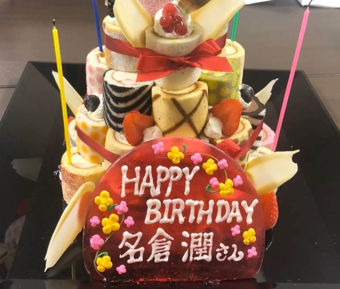 栄木明日香さんのインスタグラム写真 - (栄木明日香Instagram)「Happy Birthday 名倉さん❗️🥳❤️ いつもありがとうございます😆😆　#じっくり聞いタロウ　#テレ東」11月9日 20時49分 - liz_asuka__