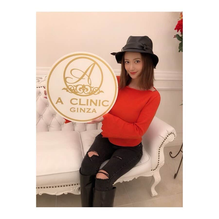 葉月ゆめさんのインスタグラム写真 - (葉月ゆめInstagram)「先日 @a_clinic_ginza にて ずっと気になっていた《ハイドラジェントル》の施術を 受けてきました 🤲🏻✨ 毛穴ケアはもちろんトーンアップなど いろいろお肌に嬉しい効果があって 施術後つるつるになりました 🥚♡ 日々きちんとケアしているつもりでも 汚れは溜まっています。男性にも女性にもおすすめ ✨ 山崎香名 @dr_kanayamasaki 先生 ありがとうございました ☺️ #ハイドラジェントル #aclinic #aclinic銀座 #山崎香名 先生 #美容 #小顔 #美肌 #美容外科 #美容皮膚科 #美容クリニック #美活 #肌磨き」11月9日 20時53分 - yume_hazuki