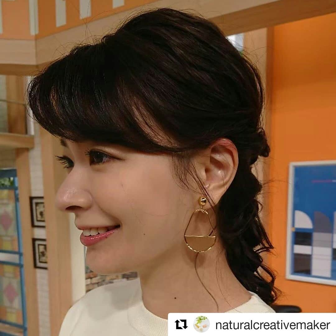 岡山放送さんのインスタグラム写真 - (岡山放送Instagram)「#Repost @naturalcreativemaker (@get_repost) ・・・ 11/10 午前9時30分から#テレビ新広島 #岡山放送 #山陰中央テレビ にて#そーだったのかンパニー 放送です！ 今回の#八田亜矢子 さんの#ヘアスタイル は#編みおろし です♡ いつもの編みおろしとは少し変えてみました🙌 イヤリングは#anemone さんのものです。 いつもありがとうございます😊 ぜひご覧下さい♩」11月9日 21時00分 - ohk_official