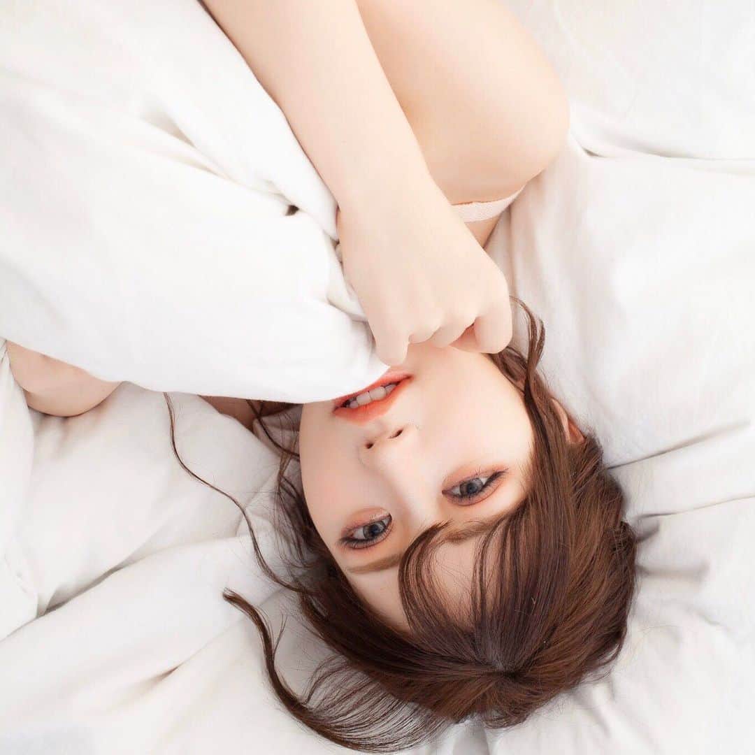 白田まい（白玉ろぷ）のインスタグラム：「Twitterとは別の表情で「見ちゃダメ。」 #白田まい #撮影会モデル #japanesegirls #时装 #时装模特 #模特  #コスプレイヤー自画撮り部 #コスプレ撮影 #被写体モデル #粉我」