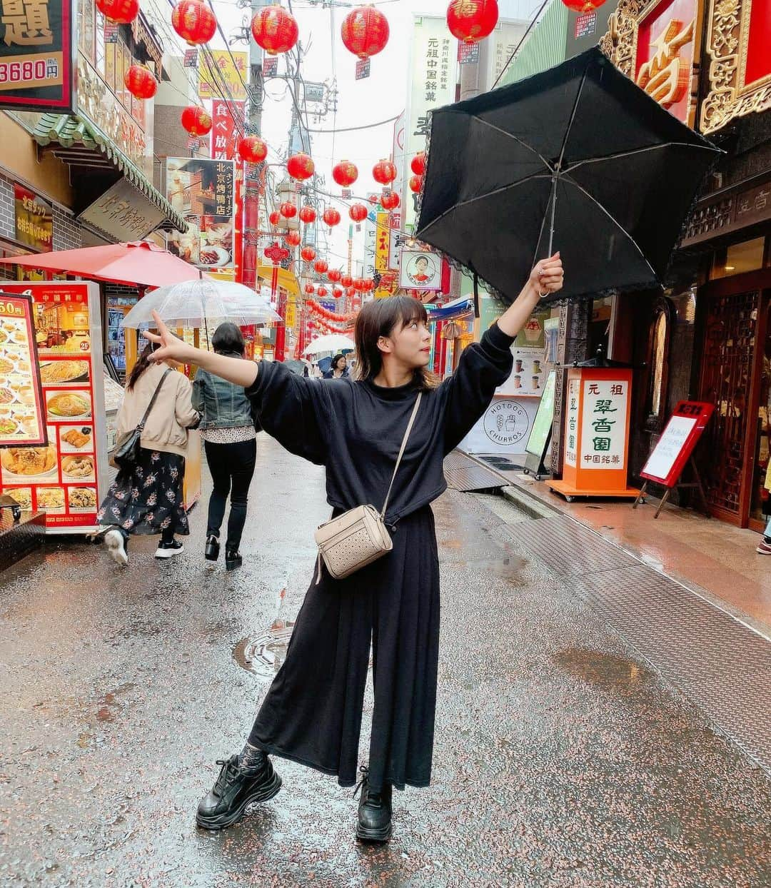 坂本遥奈さんのインスタグラム写真 - (坂本遥奈Instagram)「この前ちょっと時間あったので 横浜の中華街に行ったの🌷 誰とかみんなわかるかな^_^」11月9日 21時27分 - haruna_sakamoto_official