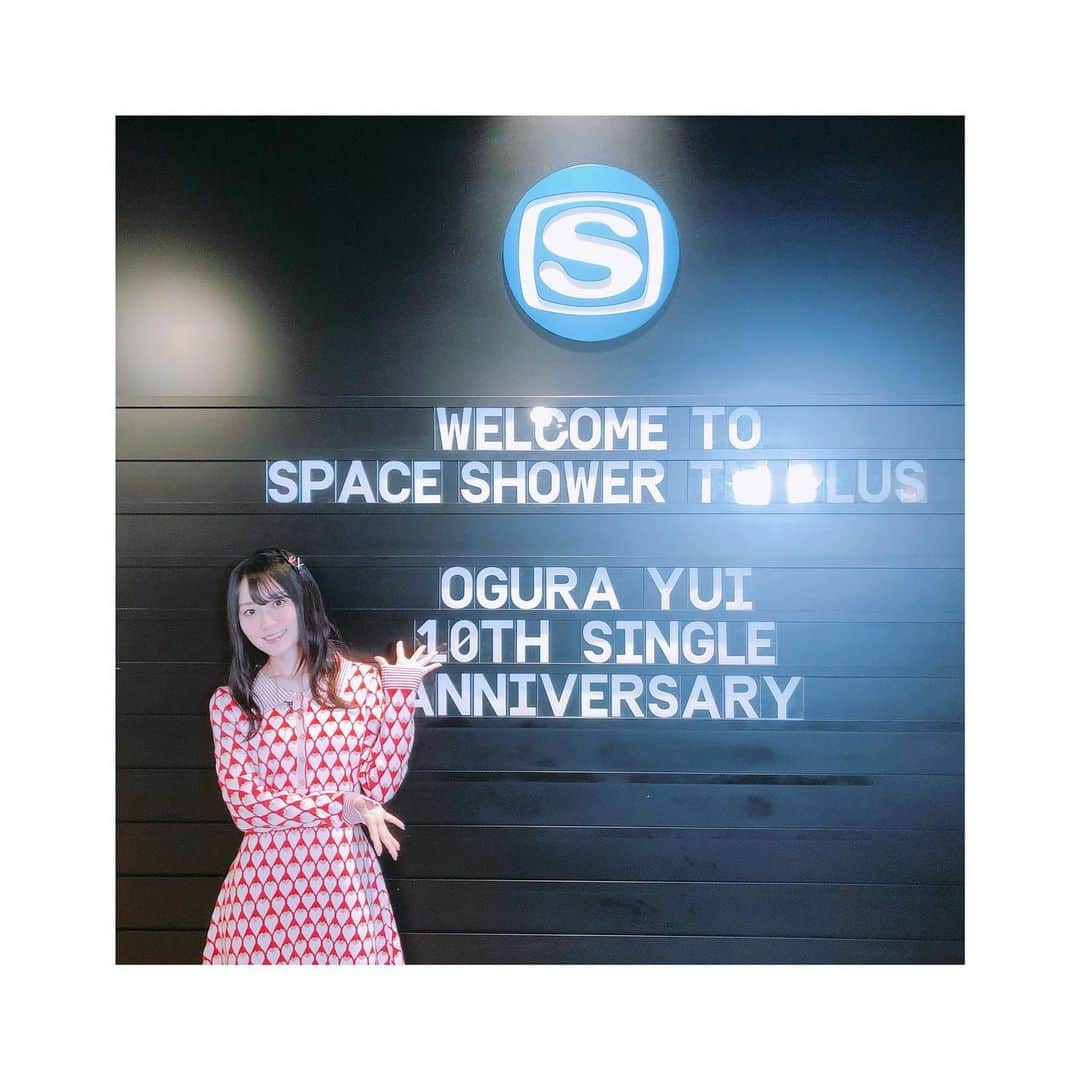 のインスタグラム：「そんでもって〜この後は🙂 22時〜#スペシャプラス 10枚目シングルの記念特番やっちゃいますよ〜〜⭐️」