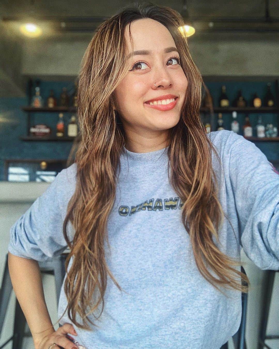Tattyのインスタグラム：「やっとここまで髪の毛伸びて嬉しい😭❤️ もうちょいっと伸ばしたいのよね〜😋 着てるロンTは　@marinx_okinawa のロンT😚 @jin_tattoo_x.x.x さんがデザインしたもの😌  #MARINX #okinawa #MARINXHERBOR」