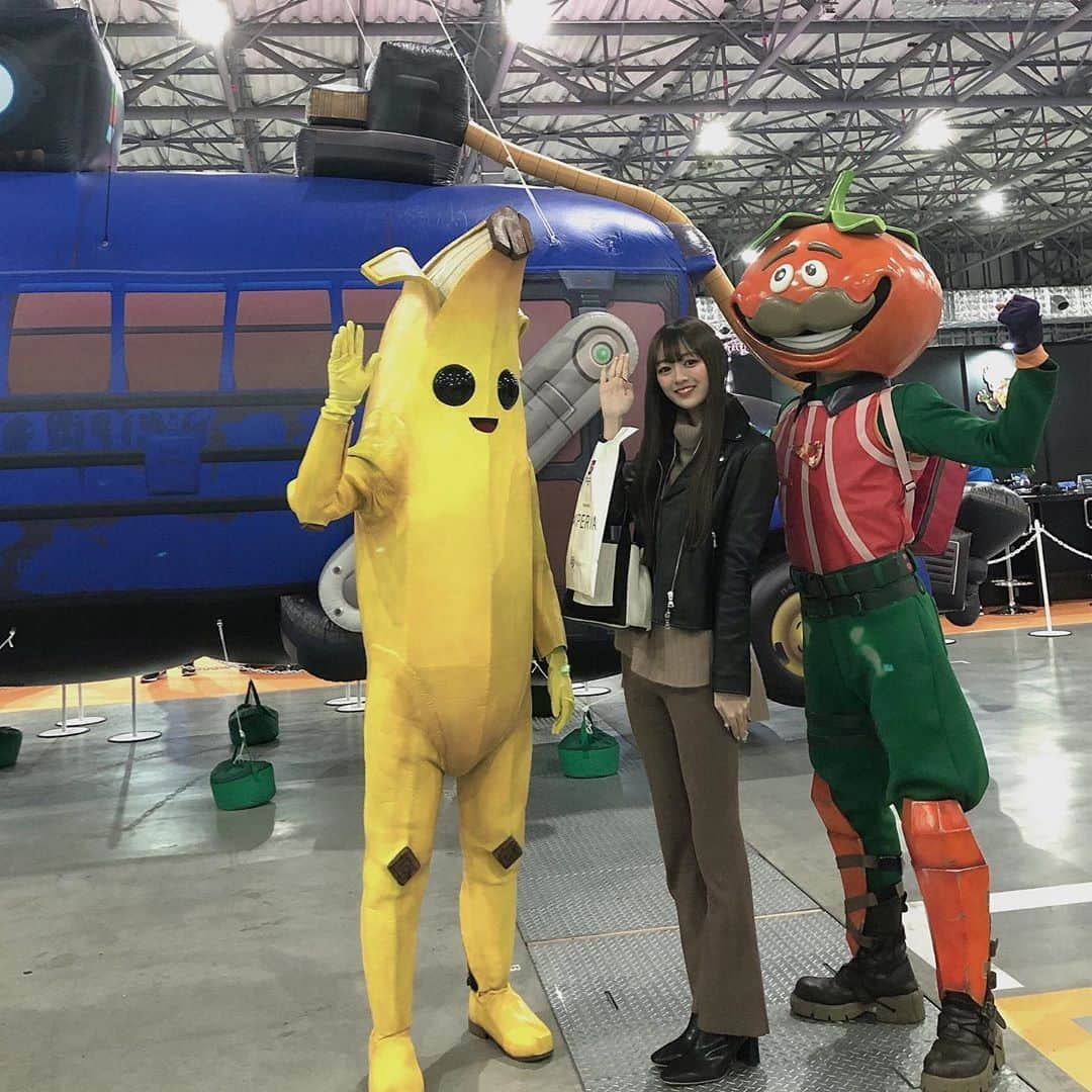 谷岸玲那さんのインスタグラム写真 - (谷岸玲那Instagram)「‪今日は『MOBILE GAME EXPERIENCE 2019』に遊びに行きました！！‬ ‪Fortnite、第五人格とかのゲーム体験や、射的もあって誰でも楽しめるよ！‬ ‪コラボフードもあって可愛かった！‬ ‪明日までだからぜひ行ってみてね！‬ ‪#MGX2019 ‬ ‪#Ray公認インフルエンサー ‬ ‪#ゲーム女子 #スタダGG #RenamarU ‬」11月9日 22時16分 - renatanigishi