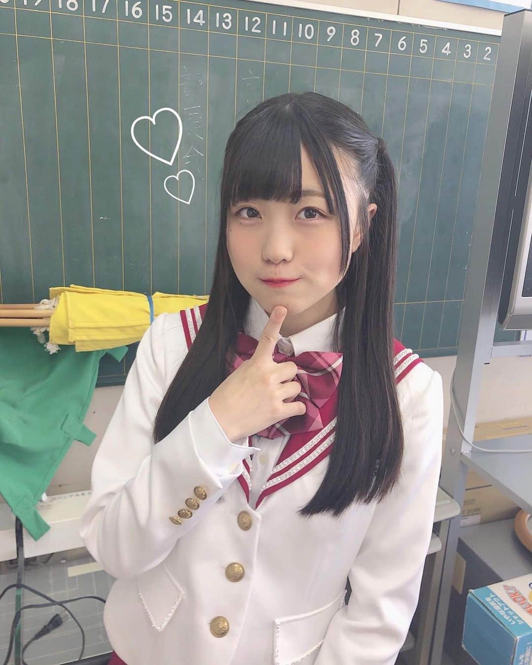 のインスタグラム：「🕊 新しいアイコンです☺︎☺︎ . . 12月25日に NEWアルバム 「超絶★学園 ～ときめきHighレンジ!!!～」 が発売になるので 合わせて変えてみたよ! . 個人的には、LJK というやつなのですが 制服衣装いかがでしょうか …？💭 . . . #ときめきhighレンジ #idol #ljk #スパガ #樋口なづな」