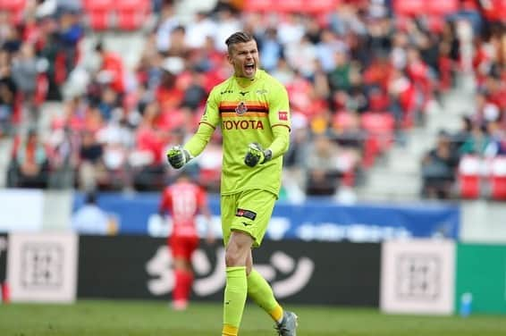 ミチェル・ランゲラクのインスタグラム：「3 points and a clean sheet! A great start to the weekend 🙌🏼🙏 #Grampus」