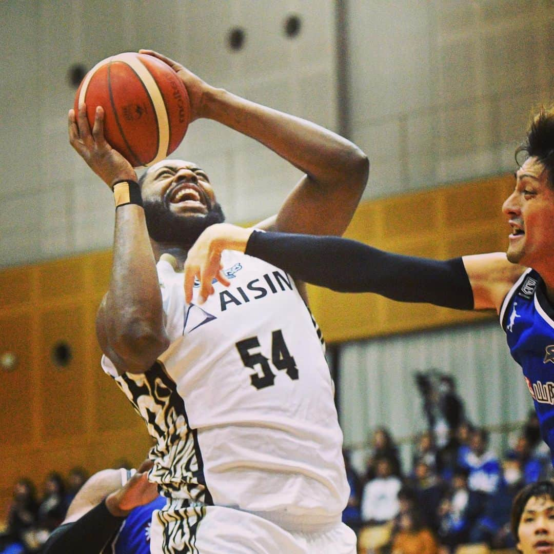 シーホース三河さんのインスタグラム写真 - (シーホース三河Instagram)「11/9（土）島根戦 #PHOTO 三河 77 - 81 島根 #シーホース三河  #Bリーグ」11月9日 22時47分 - go_seahorses