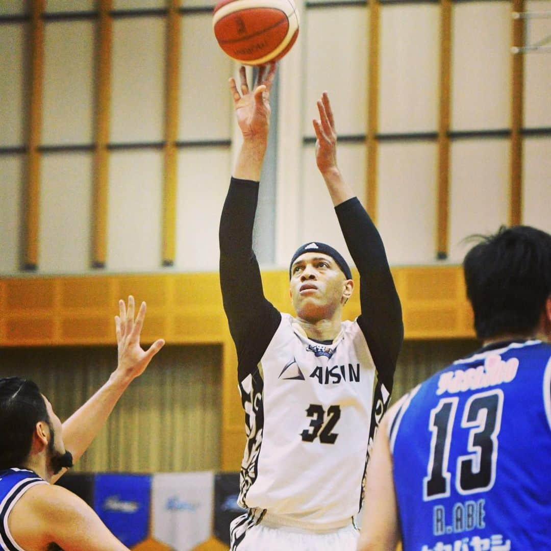 シーホース三河さんのインスタグラム写真 - (シーホース三河Instagram)「11/9（土）島根戦 #PHOTO 三河 77 - 81 島根 #シーホース三河  #Bリーグ」11月9日 22時47分 - go_seahorses