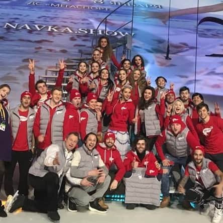 ノダリー・マイスラーゼのインスタグラム：「Вся команда «Navka Show» выражает искреннюю поддержку коллеге Петру Чернышеву и желает его супруге скорейшего выздоровления. За годы совместной работы в нашем коллективе сложились теплые и дружественные отношения. Мы, как одна семья, всегда поддерживаем друг друга в любых ситуациях. 10 ноября в 18:00 в ДС «Мегаспорт» состоится заключительный показ мюзикла на льду «Аленький Цветочек». Средства от продажи билетов этого шоу будут переданы на поддержку семье Анастасии, а так же благотворительным фондам, помогающим женщинам, которые оказались в подобной ситуации. #АнастасияЗаворотнюк #любовьвсепобедит #navkashow #навкашоу」