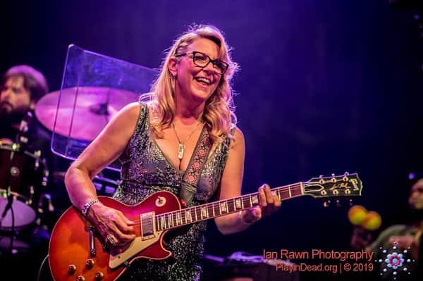 テデスキ・トラックス・バンドのインスタグラム：「Happy birthday to Susan Tedeschi: our leader, our friend, our inspiration, our love!」