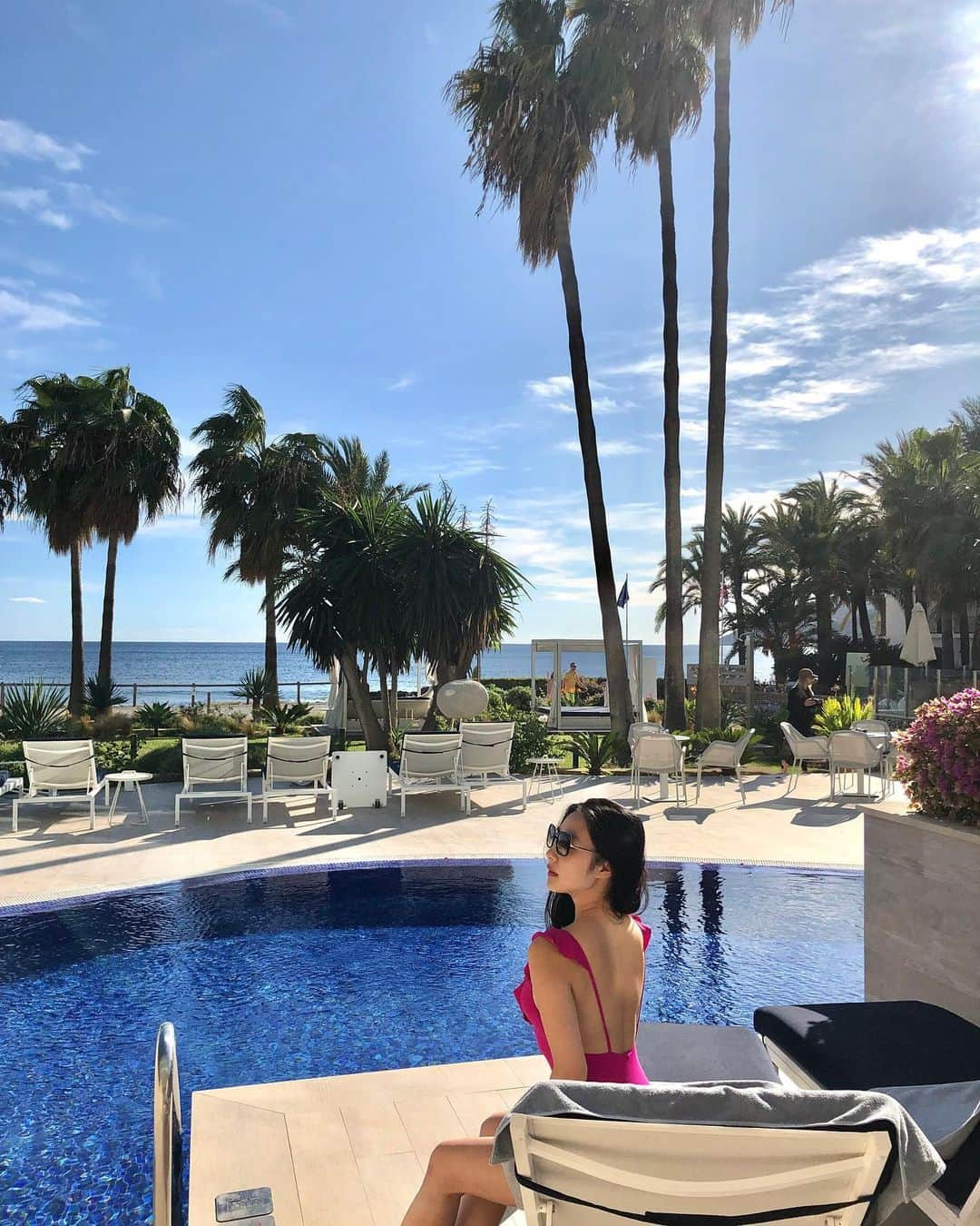 里彩さんのインスタグラム写真 - (里彩Instagram)「The fabulous suite🥺💭💕💕 #spain #ibiza #pool #suite #bikini  #スペイン #イビサ #プール #ビキニ」11月9日 23時16分 - risa_gram611