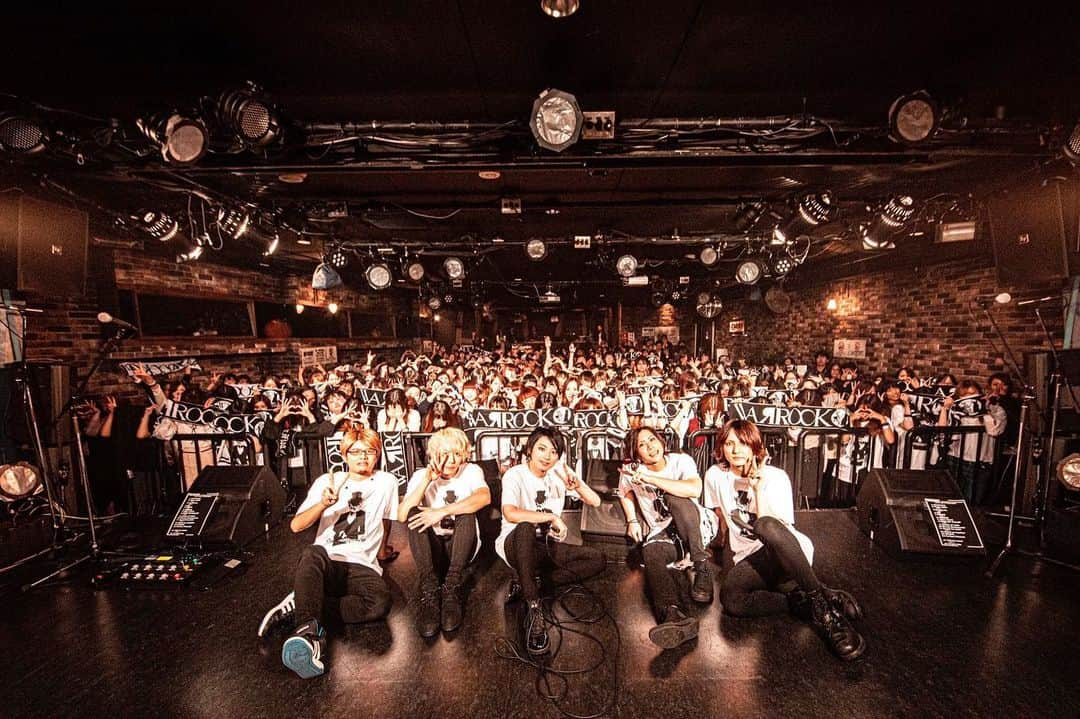 小林正典のインスタグラム：「- #WAЯROCK #小林正典 #thedeclarer #下北沢20191108  next #20200222 #渋谷spaceodd  #瑠 さん #柳俊彰 さん #摩天楼オペラ #燿 さん #ARTiCLEAR #多時 さん」