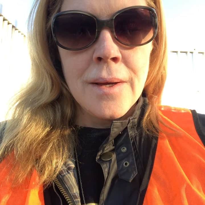 メアリー・マコーマックのインスタグラム：「Early AYSO field monitoring shift.  Lil is still asleep #AYSO #soccer」