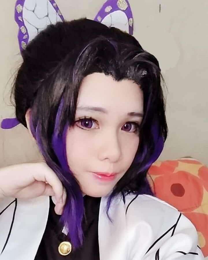 Haruka Ayaneのインスタグラム：「I look as white as Michael Jackson... . . . . .  #shinobukochou #shinobukochocosplay #kimetsunoyaibacosplay #kny #demonslayer #cosplay #cosplayfun #cosplaygirls #makeup #instacosplay #follow4follow」