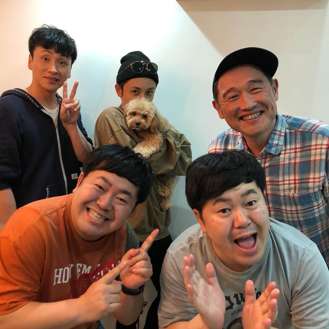 西尾季隆のインスタグラム：「あー楽しかった。久々の真司郎、児嶋、たっちと僕ブーデー。 仲間っていいなぁと思える時間でした、 みんなありがとう！！！」