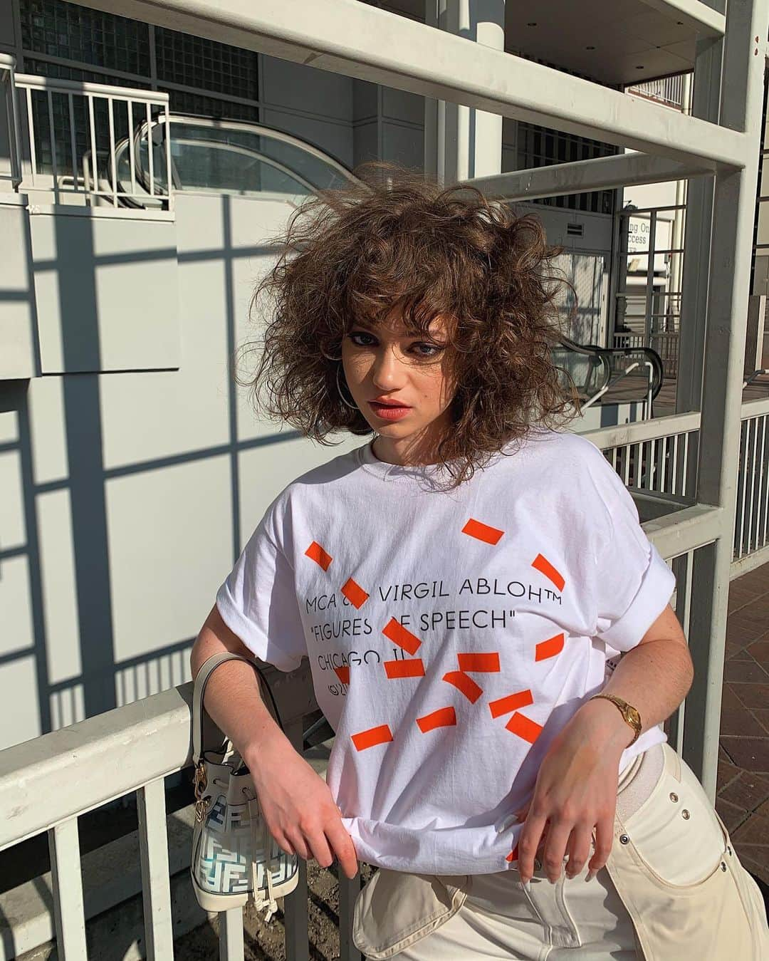 ディトーさんのインスタグラム写真 - (ディトーInstagram)「first or second? 🔥🧡(also tap the pic to see where i stole my shirt from)😬🤩」11月10日 2時25分 - iam_dytto