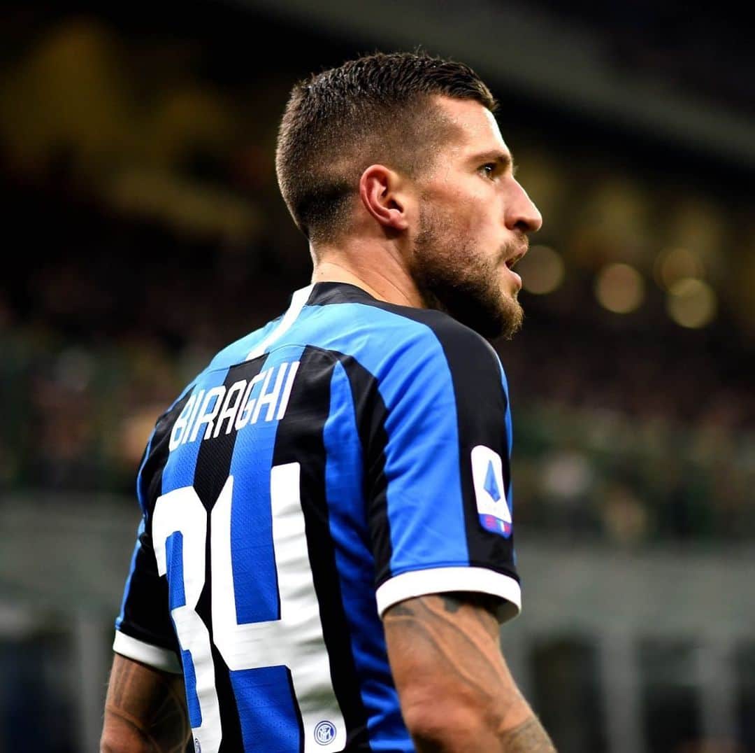 クリスティアーノ・ビラーギのインスタグラム：「Per come abbiamo giocato, per quanto abbiamo creato, non poteva che finire così ➕3⃣ 🖤💙 #inter #amala」