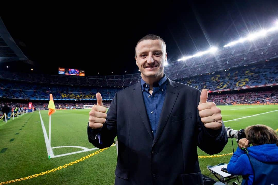 MotoGPさんのインスタグラム写真 - (MotoGPInstagram)「‪@jackmilleraus enjoying a thriller at the Camp Nou!‬ ⚽️ // ‪The Australian is in town to watch @fcbarcelona in @laliga action! 👍🏻 ‬‪#MotoGP ‬#JM43 #motorsport #motorcycle #racing」11月10日 6時19分 - motogp