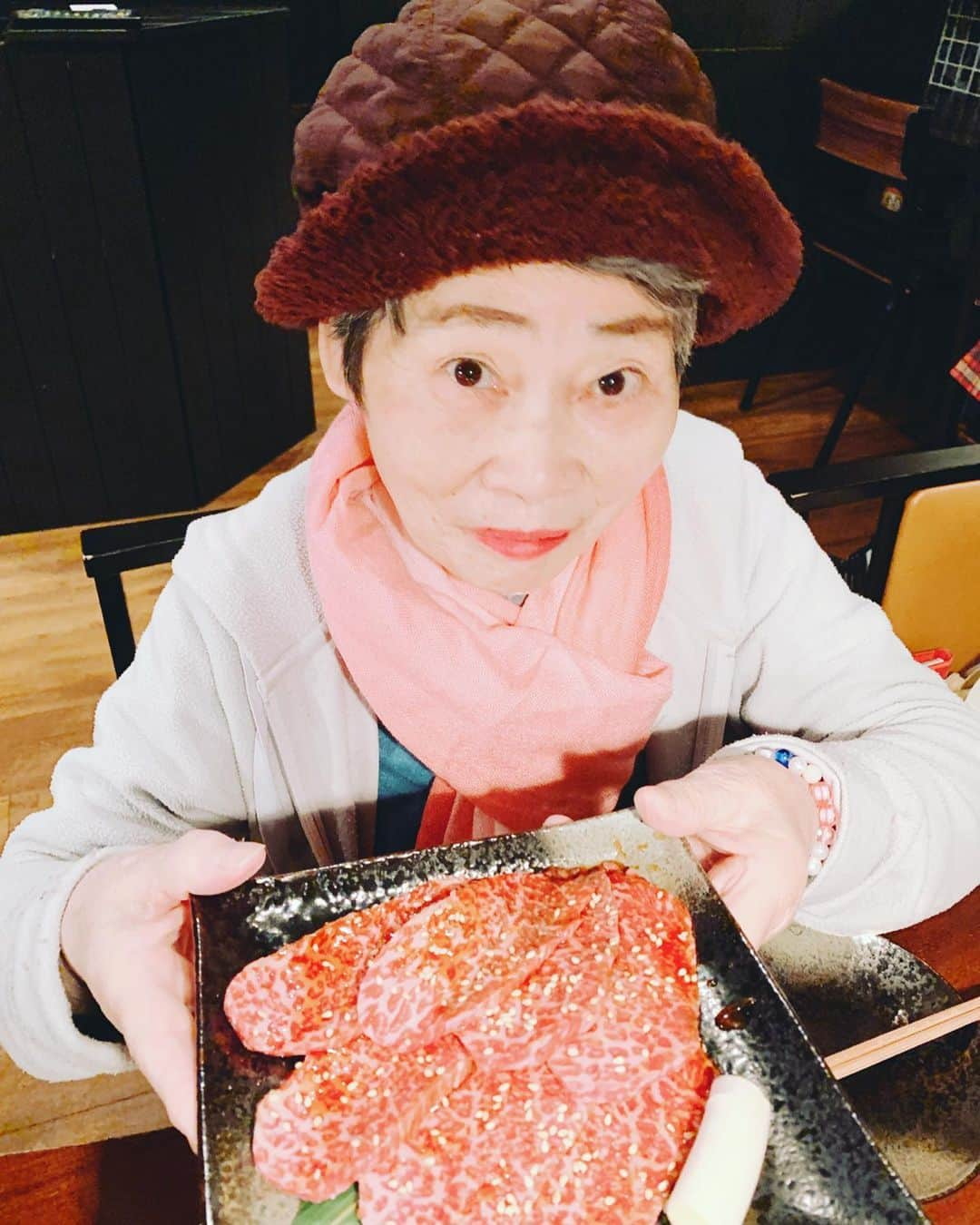 桜花由美さんのインスタグラム写真 - (桜花由美Instagram)「昨日ラストは黒ベコさんへ！  やっと牛タン食べられた♪  運転をお母さんに代わってもらったので、ビールも飲めた♪  ダイニングバーアクアヴィテの前に月に2回第2.4土曜日にモツ煮屋台を出してるそうで、外でモツ煮も食べてきた♪  美味しい♪  黒ベコのオーナーにはとてもお世話になってます！  今日のまくらがの里古河のイベントもオーナーが誘ってくださった。  今日は10時から13時ぐらいまで道の駅のイベントに参加してきます！  楽しみ♪ ‪#wavepro ‬ ‪#女子プロレスラー ‬ ‪#プロレス ‬ ‪#プロレスラー ‬ ‪#女子プロレス‬ ‪#prowrestling‬ ‪#プロレスリングwave‬ #波ヲタ全員集合  #桜花由美 #波ヲタ #茨城県 #いばらき  #茨城県民  #古河  #古河市  #三和  #三和北中学校  #三和高校 #古河市三和健康ふれあいスポーツセンター  #フレスポ  #三和フレスポ  #三和健康ふれあいスポーツセンター #焼肉黒べこ  #黒べこ #三和  #ダイニングバーアクアヴィテ」11月10日 8時21分 - ohkayumi