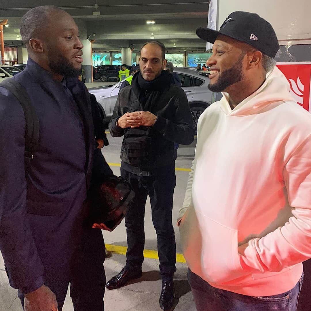 ロビンソン・カノさんのインスタグラム写真 - (ロビンソン・カノInstagram)「The 👑 of Milan and my @rocnationsports brother @romelulukaku. Thanks for having us!」11月10日 8時35分 - robinsoncano