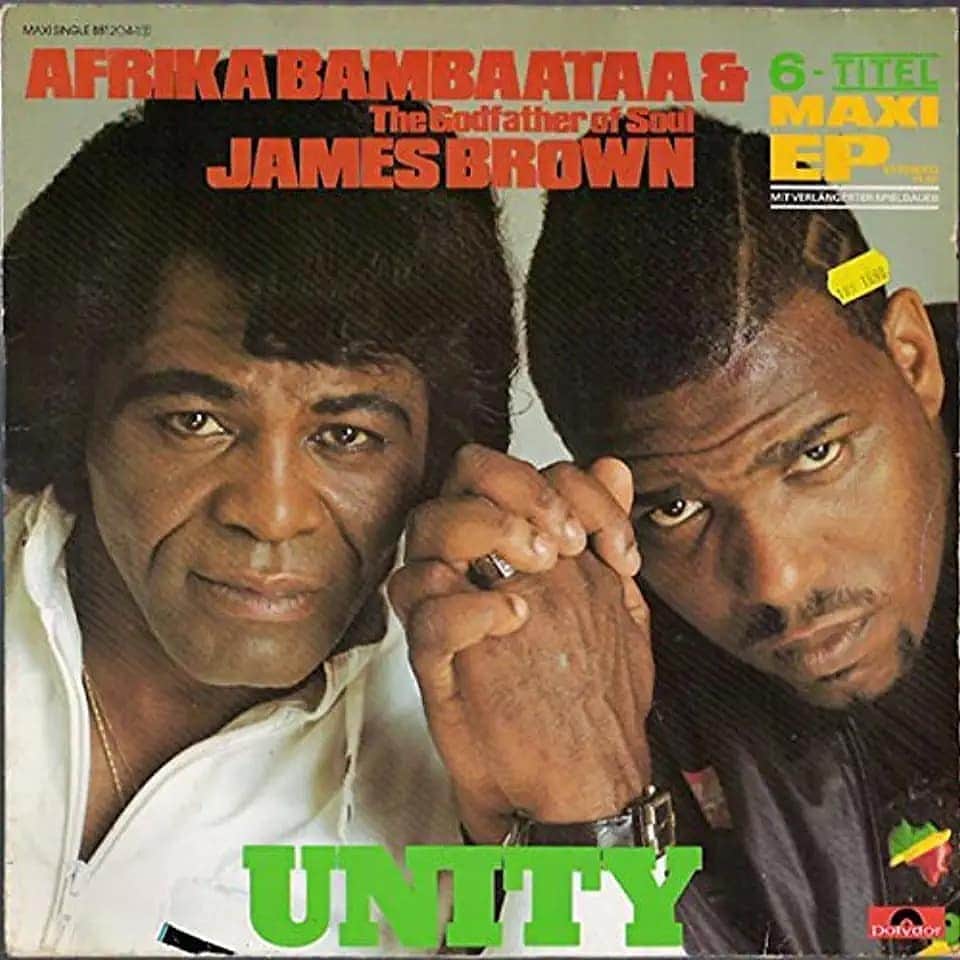 中村松江さんのインスタグラム写真 - (中村松江Instagram)「今日の一曲はAfrika Bambaataa and James Brown で『Unity』です✨ これはマキシシングルですね。 またアフリカ・バンバータですが、これは相手がジェームス・ブラウンですから、物凄く濃いです。 迫力に圧倒されます😄 (№66) #歌舞伎#中村松江 #afrikabambaataa #jamesbrown #unity」11月10日 8時37分 - matsue_nakamuraofficial