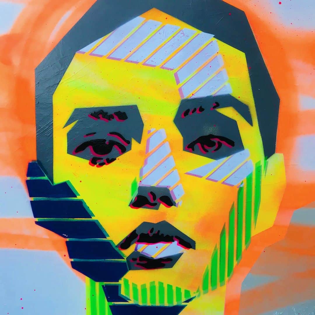 LOOTONEのインスタグラム：「LOOTONE Stencil 2019 "girl"  Size : 730mm X 605mm X 25mm」