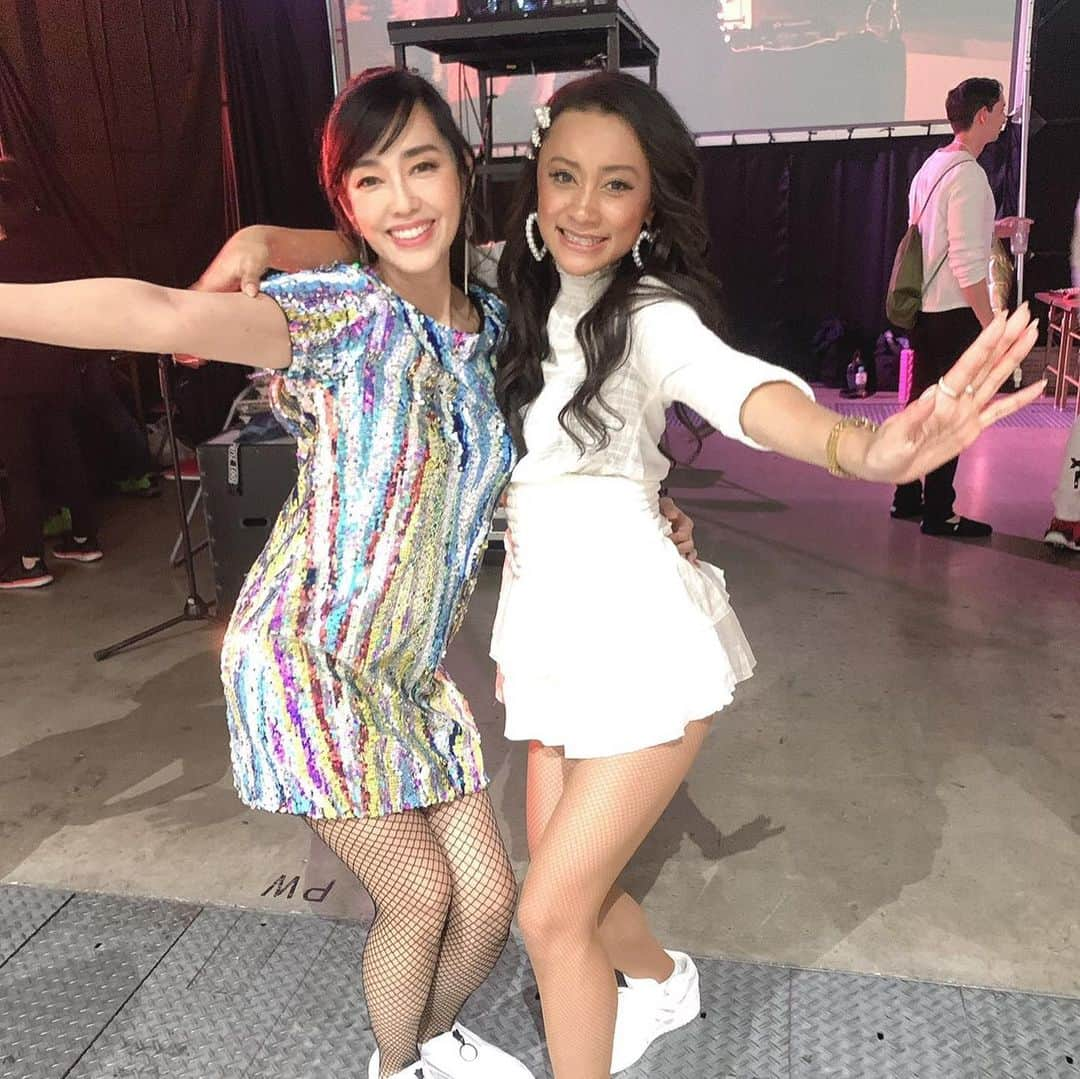 早見優さんのインスタグラム写真 - (早見優Instagram)「Aisha🌟🌟🌟🌟 Love this girrrrrrl!! いつも元気な#aishadayo 大好き❣️ #asiazumbacoference2019 #zumba」11月10日 9時16分 - yuyuhayami