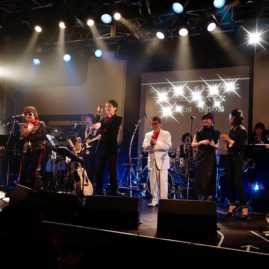 松本伊代さんのインスタグラム写真 - (松本伊代Instagram)「渋谷のduo MUSIC EXCHANGEで開催された、アーティストのRYOちゃんことLittle Black DressのLIVE「TOKYO MUSIC SHOW〜歌謡ヒットパレード〜」にゲスト参加させてもらいました♬ SHOWROOMでの生配信も❗️ #RYO #LBD #野良ニンゲン #かっこいい曲 #RYOちゃんかっこいい #仲本工事　さん #ドリフターズ #晃　さん #フィンガー5 #マルシア　さん #ミッツマングローブ　さん #SHOWROOM #前田裕二社長 #歌謡曲 #saaageboutique」11月10日 10時45分 - iyo14_official