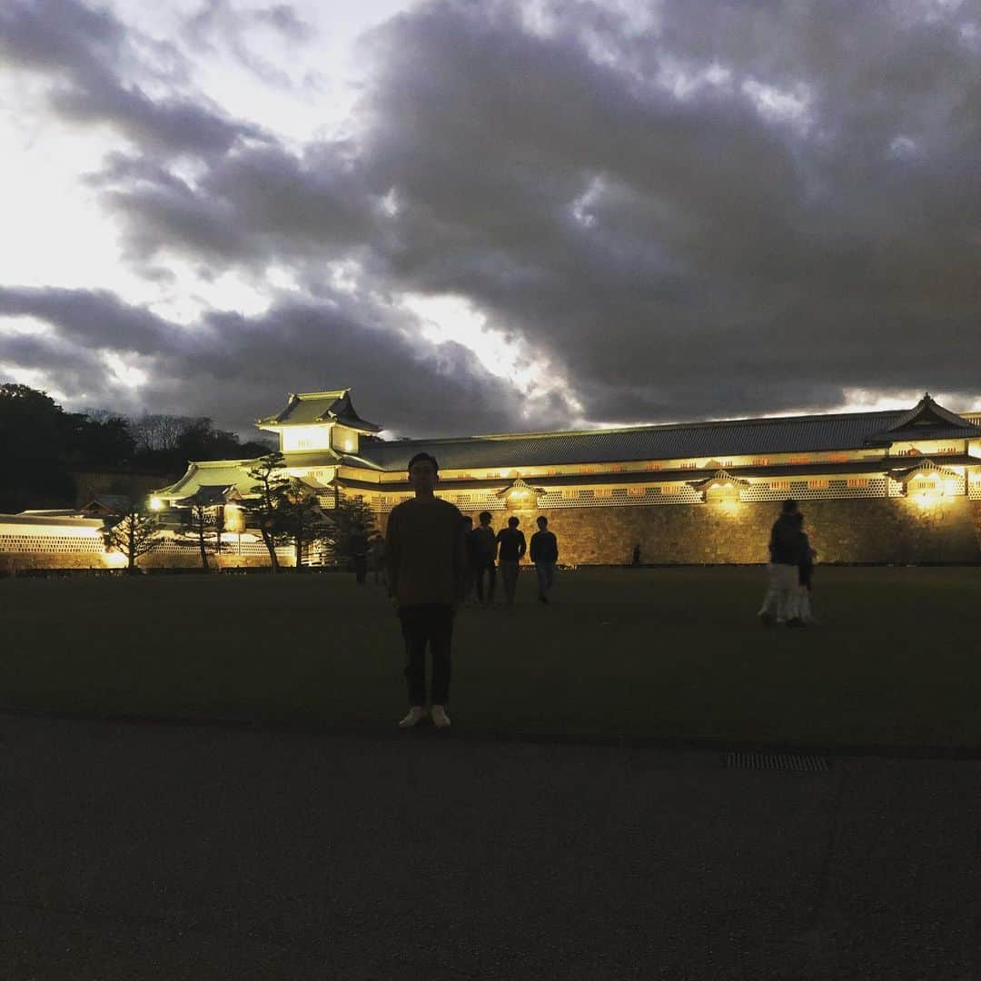 木村卓寛さんのインスタグラム写真 - (木村卓寛Instagram)「初対面の人と金沢 #金沢 #兼六園 #近江町市場  #初対面」11月10日 10時59分 - tenshinkimura