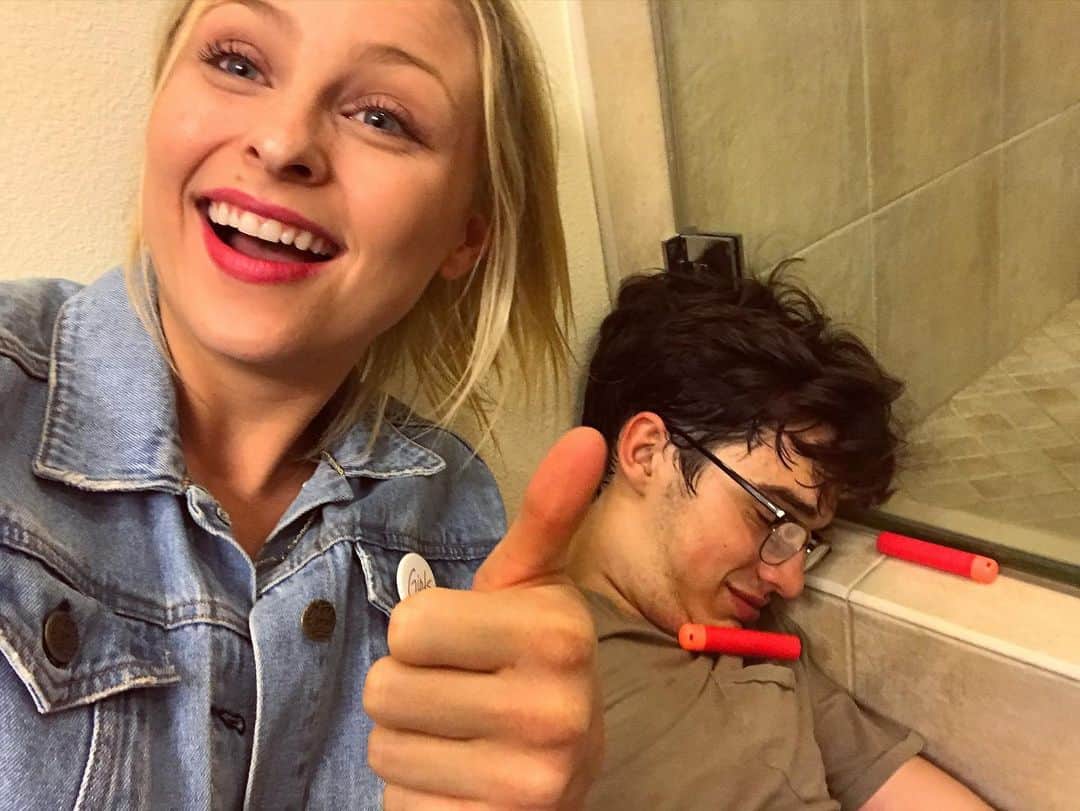 ジョーイ・ブラッグのインスタグラム：「Happy birthday, @shelbywulfert! Let’s get somewhere between Mormon sober and post nerf war Joey.」