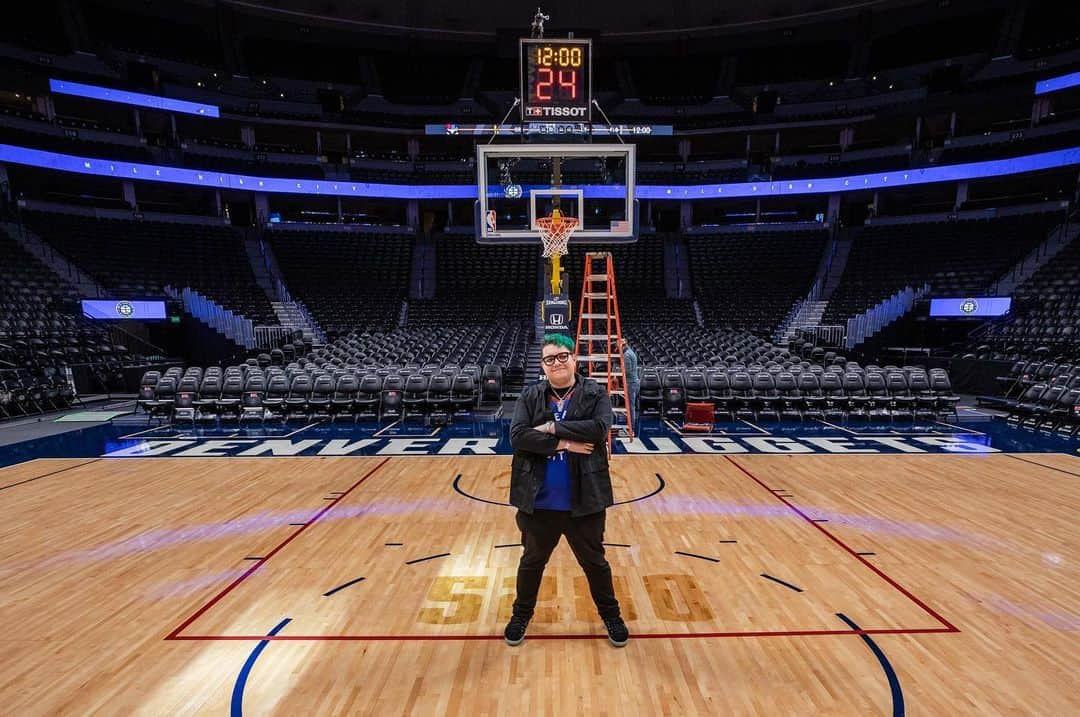 スラッシーさんのインスタグラム写真 - (スラッシーInstagram)「Thank you Denver @nuggets for having me out for your half-time show and congrats on the win! Couldn’t have imagined a crazier first b-ball game 🍧🏀」11月10日 11時35分 - slushii