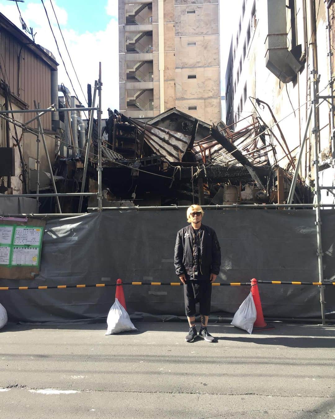 橋本塁さんのインスタグラム写真 - (橋本塁Instagram)「【STINGRAY仙台最終日スタート！】 最終日！17時までオープン！仙台本町の1095間（トクコマ)(宮城県仙台市青葉区本町2-5-20 青蓑ビル1階)きっこうちゃんコラボアイテムや去年の会場だった五右エ門ラーメンのチャリティーグッズもよろしくお願い申し上げます。店長橋本はずっと居ます！搬出ボランティアさんもお待ちしてます！ #STINGRAY #仙台 #きっこうちゃん #カラダ以外縛られたくない」11月10日 11時49分 - ruihashimoto