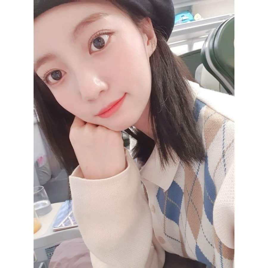 OH MY GIRLさんのインスタグラム写真 - (OH MY GIRLInstagram)「In Taiwan☀️ ⠀ #오마이걸 #OHMYGIRL #OMG #비니」11月10日 21時34分 - wm_ohmygirl